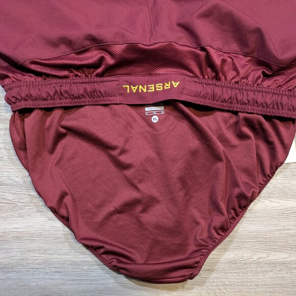 Nike Arsenal Mens XL 2010 2011 Red Football Soccer Shorts Lined Embroidered Logo - Picture 9 of 15